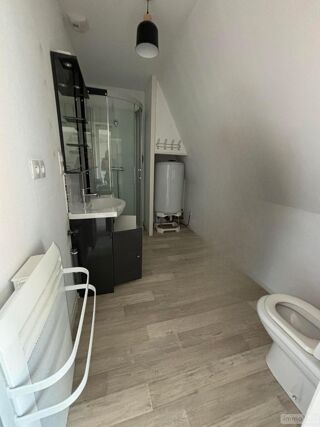  Appartement à louer 2 pièces 33 m²