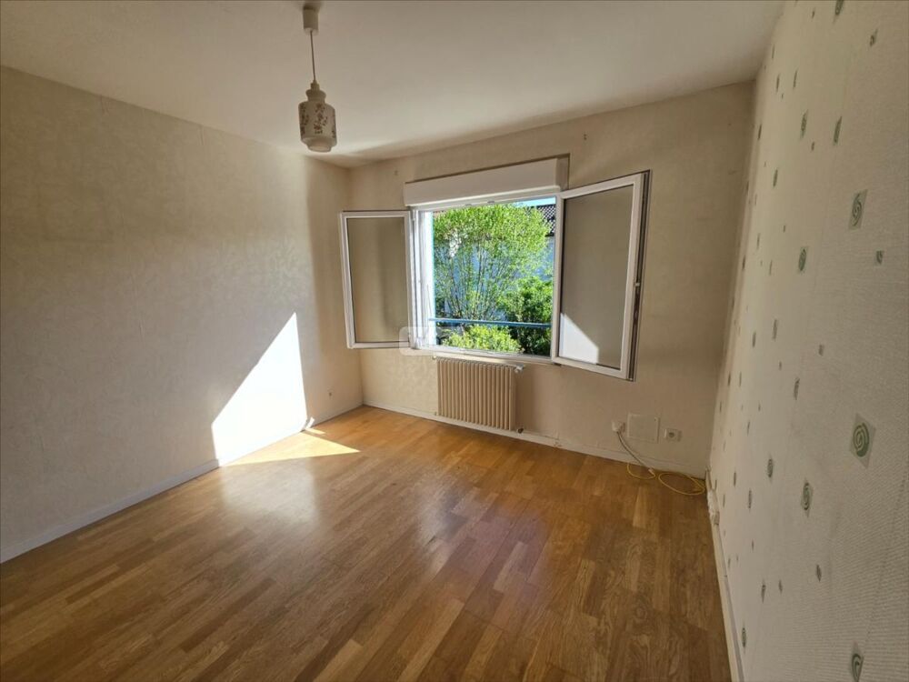 vente Maison - 6 pièce(s) - 120 m² Poitiers (86000)