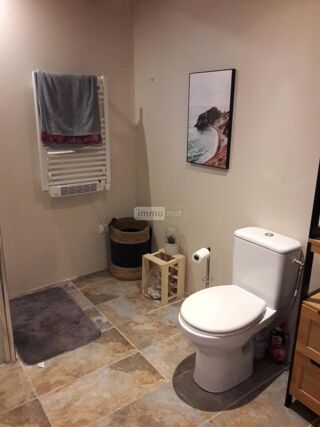  Appartement à louer 3 pièces 68 m²