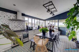  Maison � vendre 7 pi�ces 211 m�