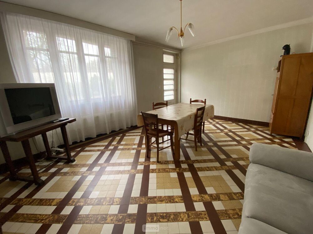 VILLEDIEU SUR INDRE (36320), agréable maison d''une supe....