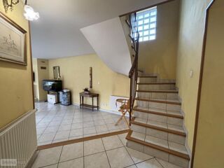  Maison � vendre 9 pi�ces 219 m�