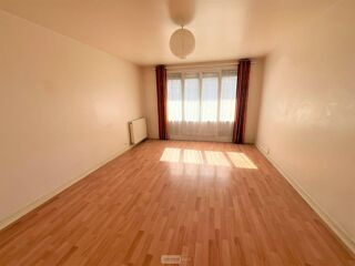  Immeuble � vendre 3 pi�ces 70 m�