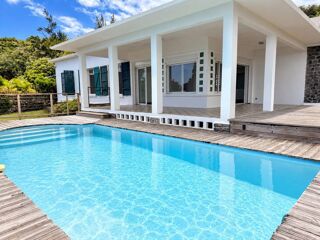 vente Maison - 5 pièce(s) - 141 m² La Réunion (97400)