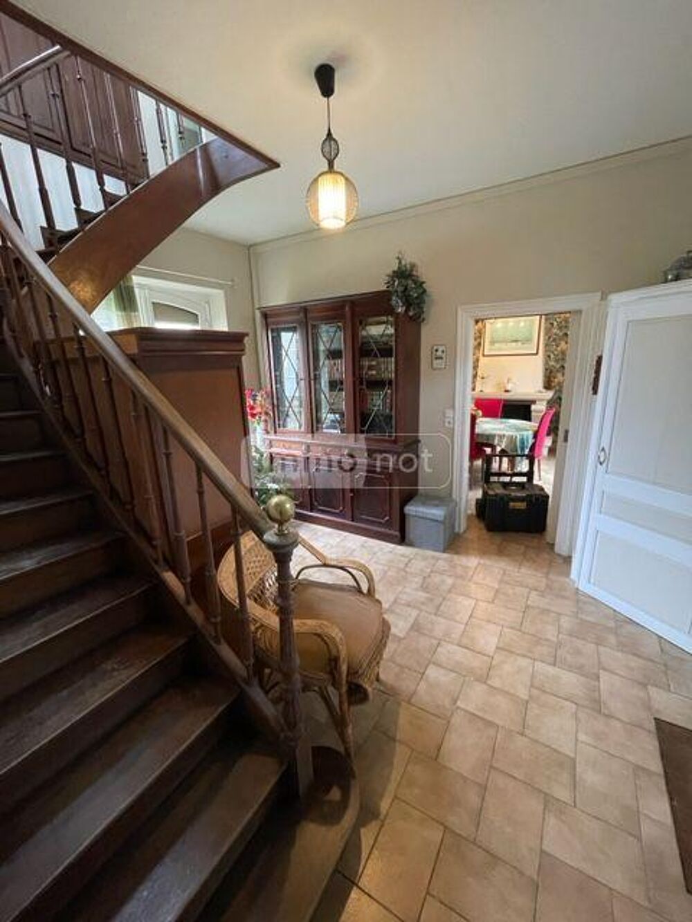Maison à Vendre à Saint-Calais (72120) en Sarthe (72). C....