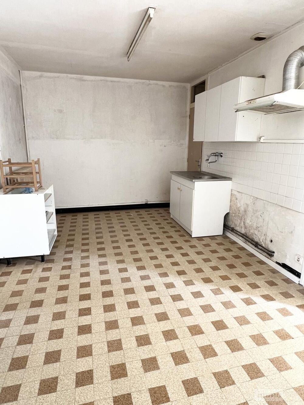 Dans un hameau ou règne calme et tranquillité que nous v....