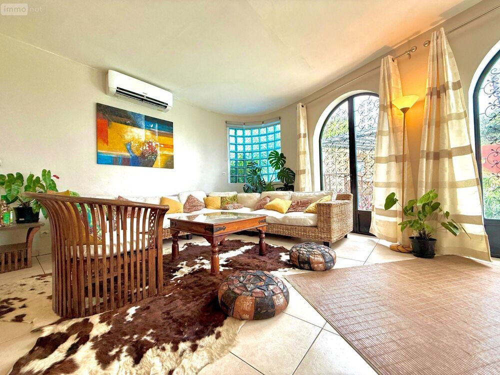 � vendre  Villa Saint-Pierre (97410)