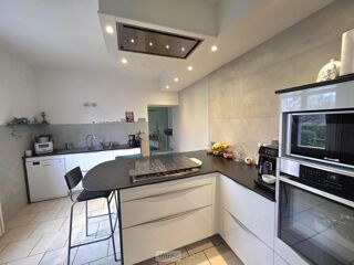  Maison � vendre 10 pi�ces 280 m�