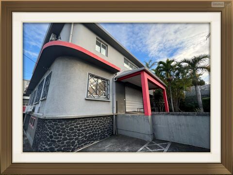   Vente / Local Commercial - 878 m² 