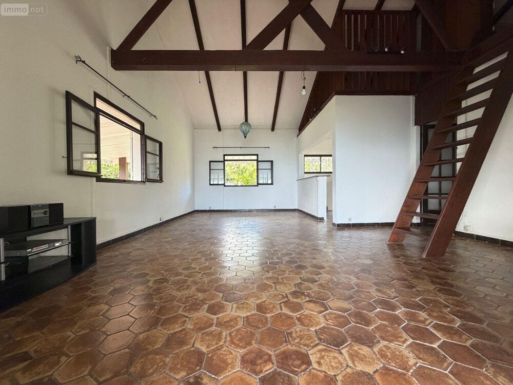 vente Maison - 4 pièce(s) - 108 m² Sainte-Clotilde (97490)