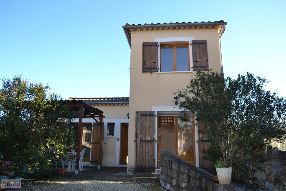 A vendre à Ruoms, Ardèche (07) - Une maison individuelle....