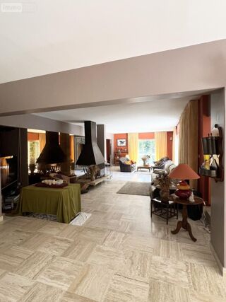  Maison � vendre 6 pi�ces 231 m�