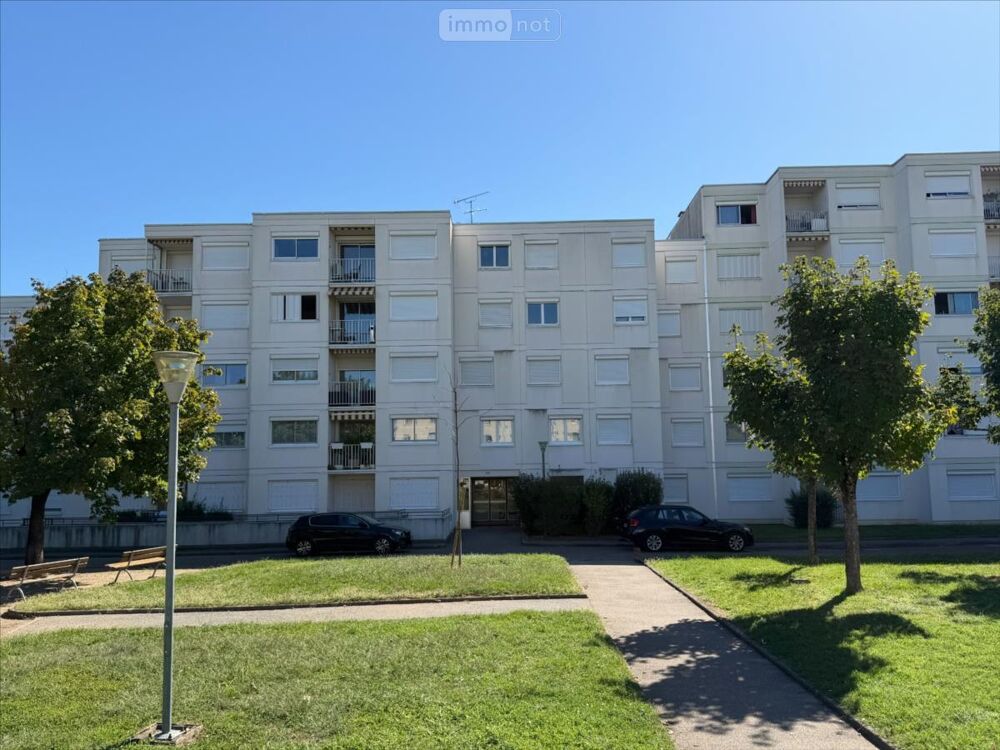 vente Appartement - 3 pièce(s) - 75 m² Saint-Priest (69800)