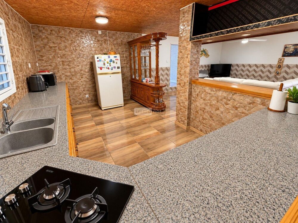 vente Maison - 4 pièce(s) - 154 m² Saint-André (97440)