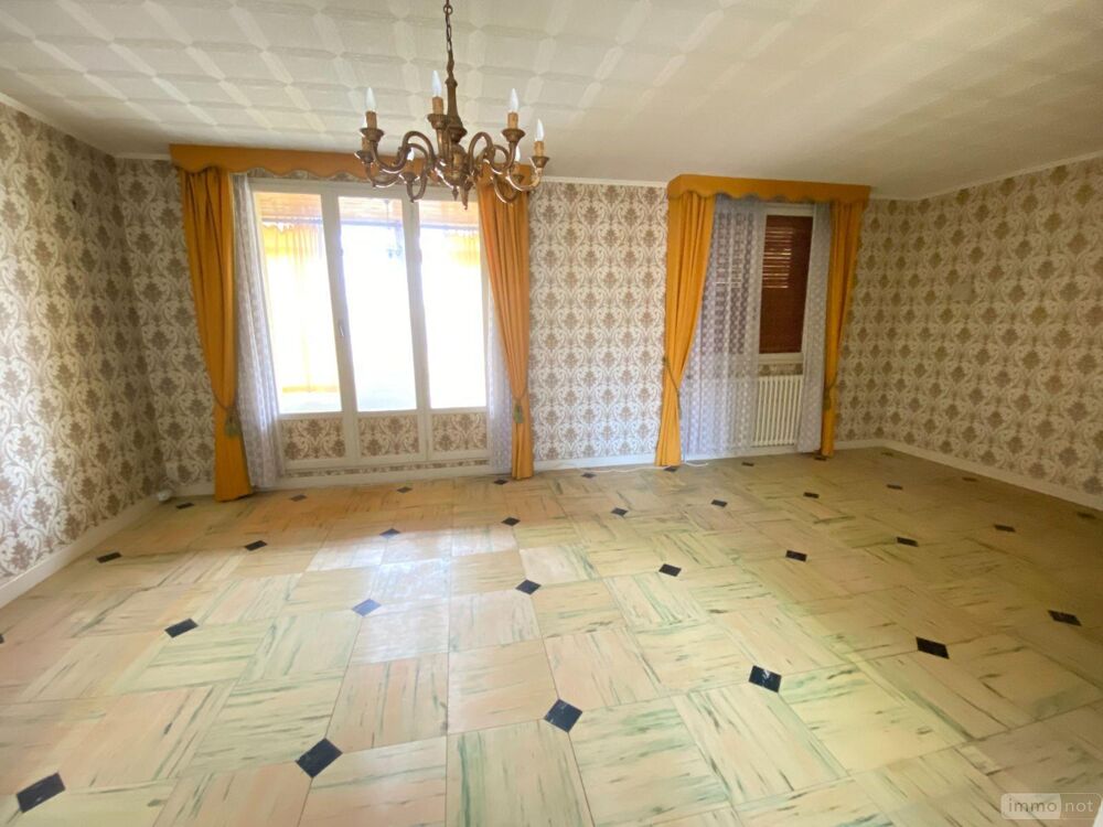 VILLEDIEU SUR INDRE (36320), une maison d''habitation d'....