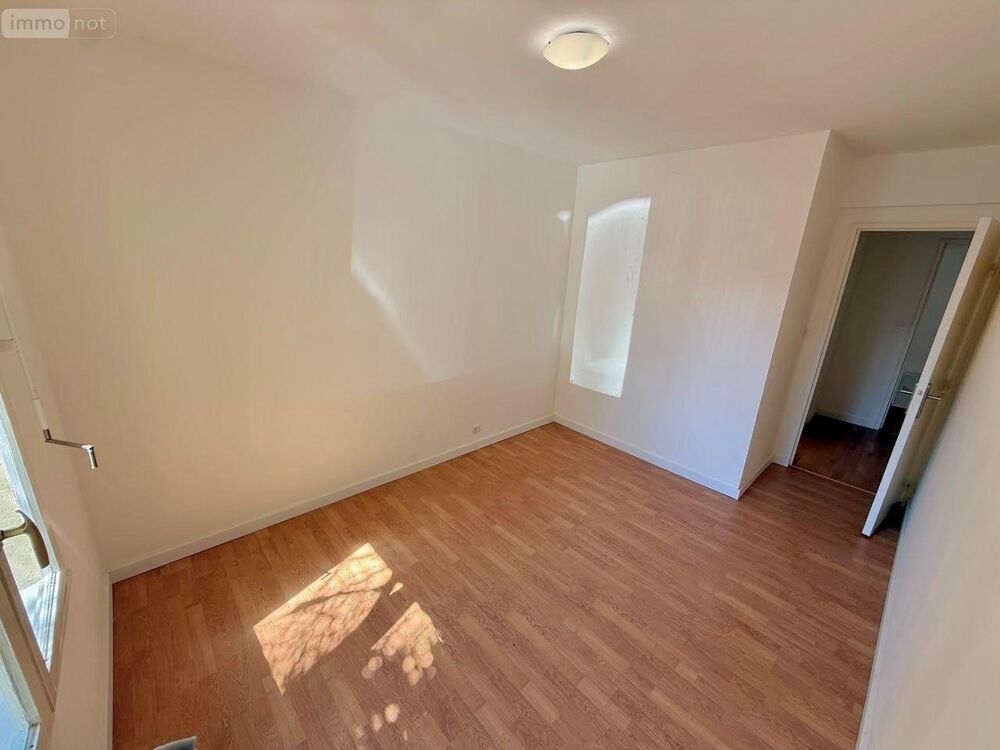 vente Appartement - 5 pièce(s) - 87 m² Saint-Denis (97400)