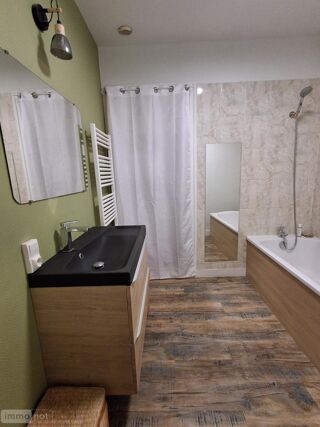  Appartement à louer 3 pièces 67 m²