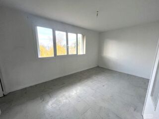  Immeuble à vendre 4 pièces 65 m²