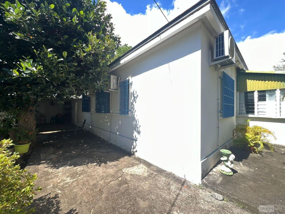 vente Maison - 4 pièce(s) - 100 m² Sainte-Clotilde (97490)