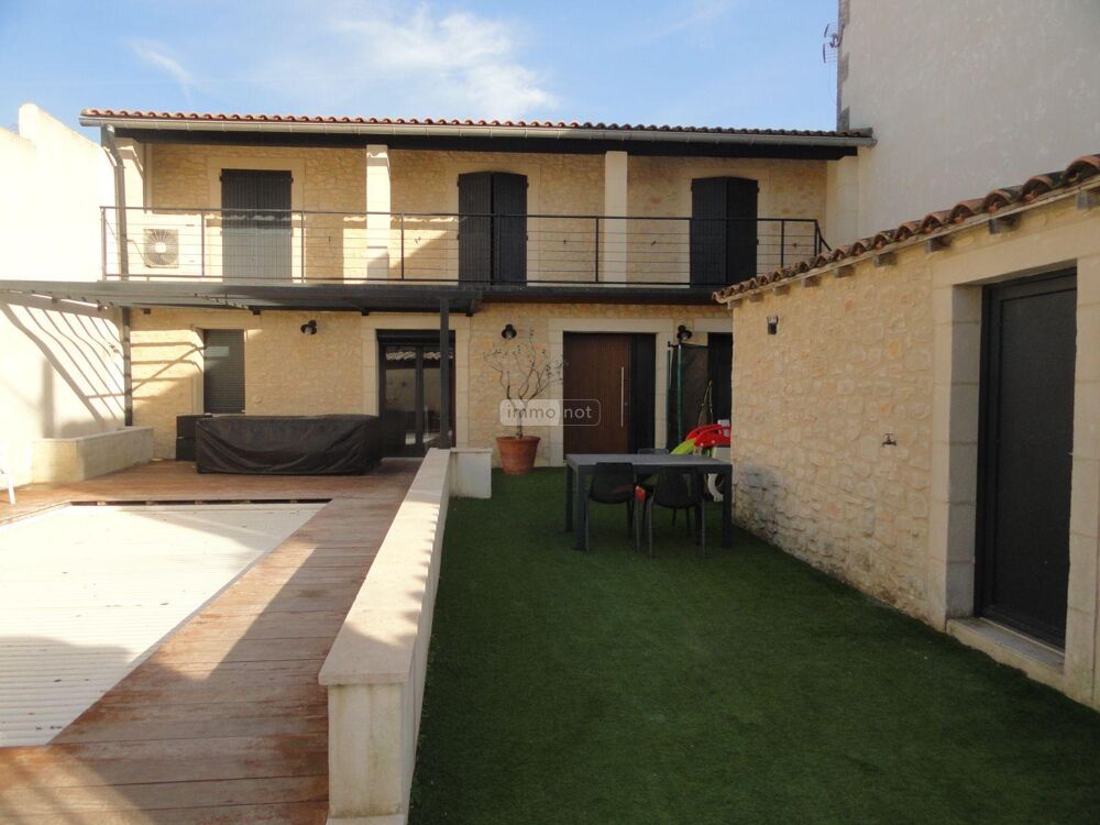 Sur les hauteurs maison entièrement rénové de 140m² habi....