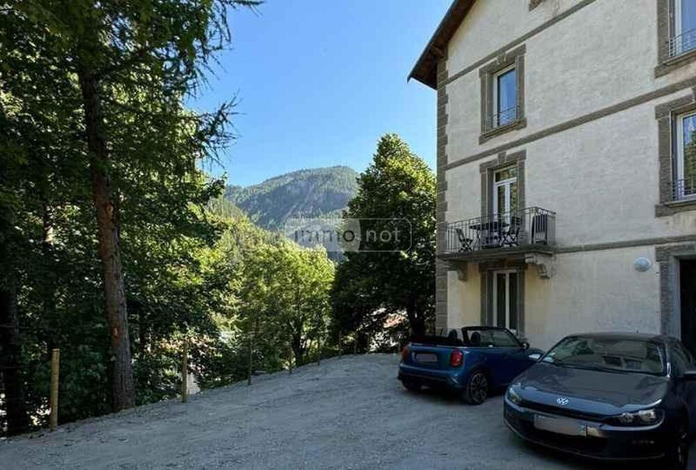 vente Appartement - 4 pièce(s) - 85 m² Château-Ville-Vieille (05350)
