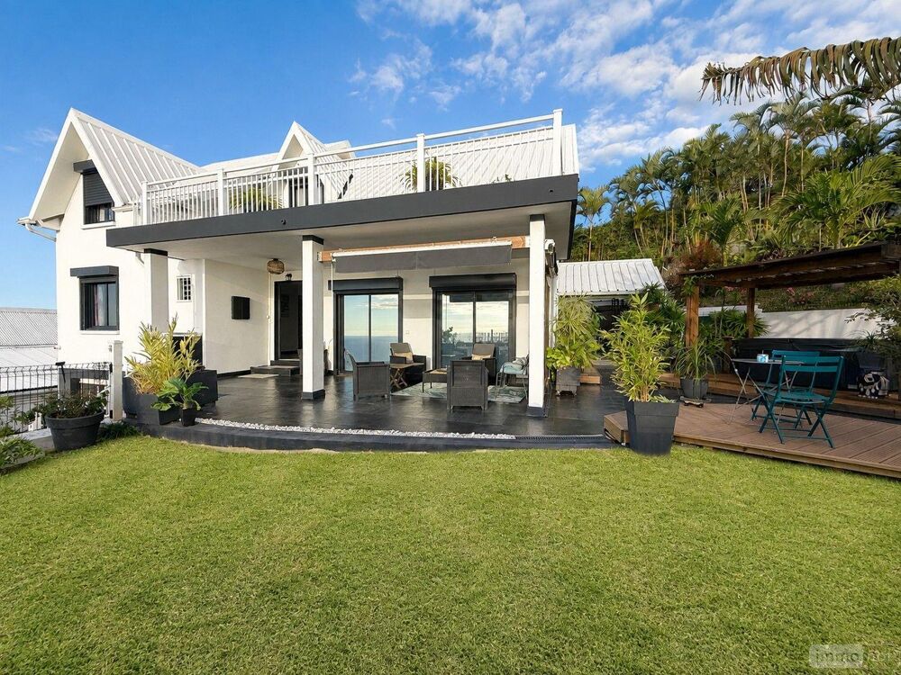 vente Maison - 4 pièce(s) - 157 m² La Réunion (97400)