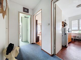  Immeuble  vendre 2 pices 54 m