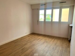  Immeuble à vendre 3 pièces 64 m²