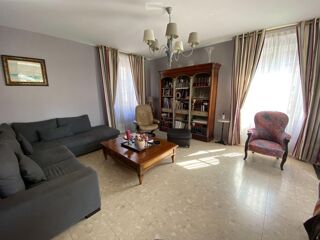  Maison � vendre 6 pi�ces 231 m�