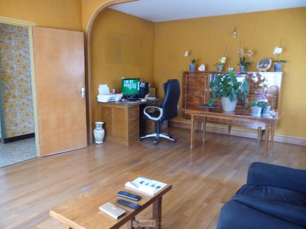 Grande maison familiale, centre bourg, proche de toutes ....