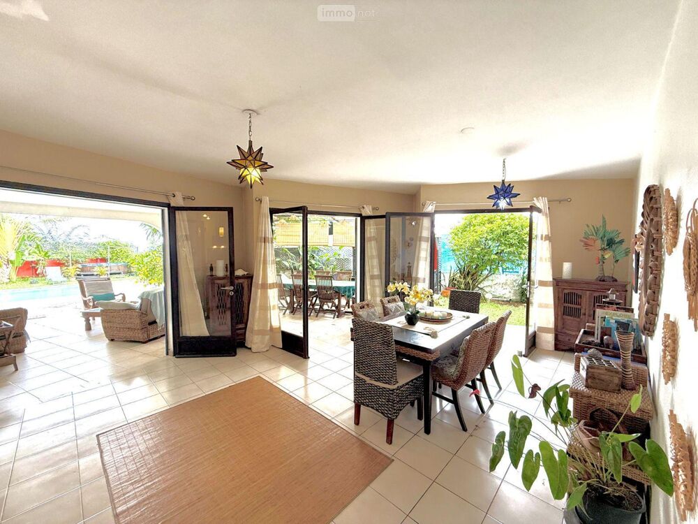 � vendre  Villa Saint-Pierre (97410)