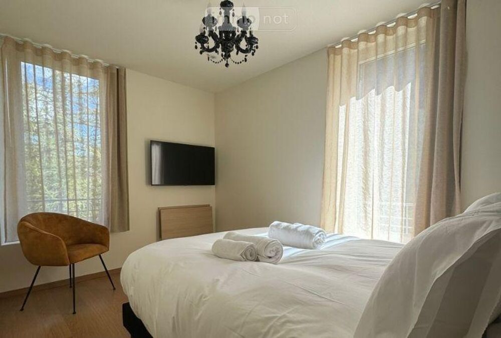 vente Appartement - 3 pièce(s) - 55 m² Château-Ville-Vieille (05350)