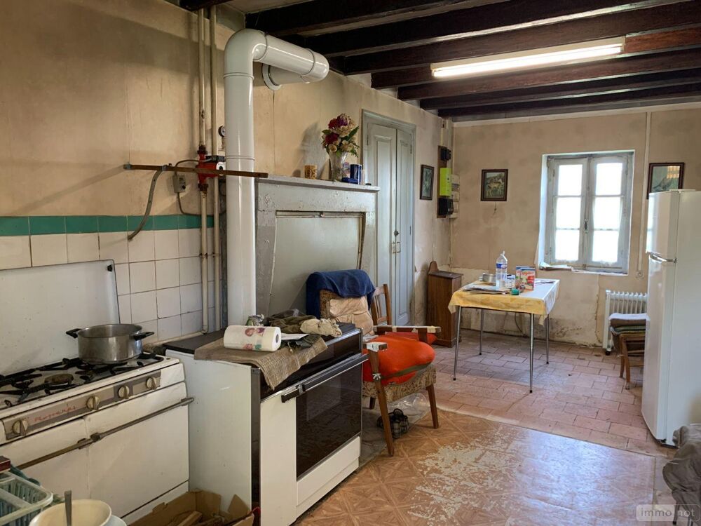 MAISON A VENDRE DANS L''INDRE MAISON A VENDRE EN BREN....