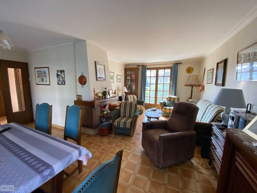 A VENDRE A CHATILLON SUR INDRE Lumineux pavillon de p....