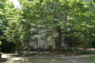  Maison  vendre 13 pices 360 m