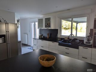  Maison � vendre 8 pi�ces 186 m�