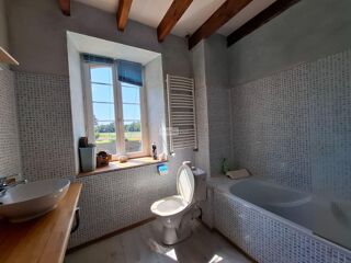  Maison � vendre 4 pi�ces 210 m�