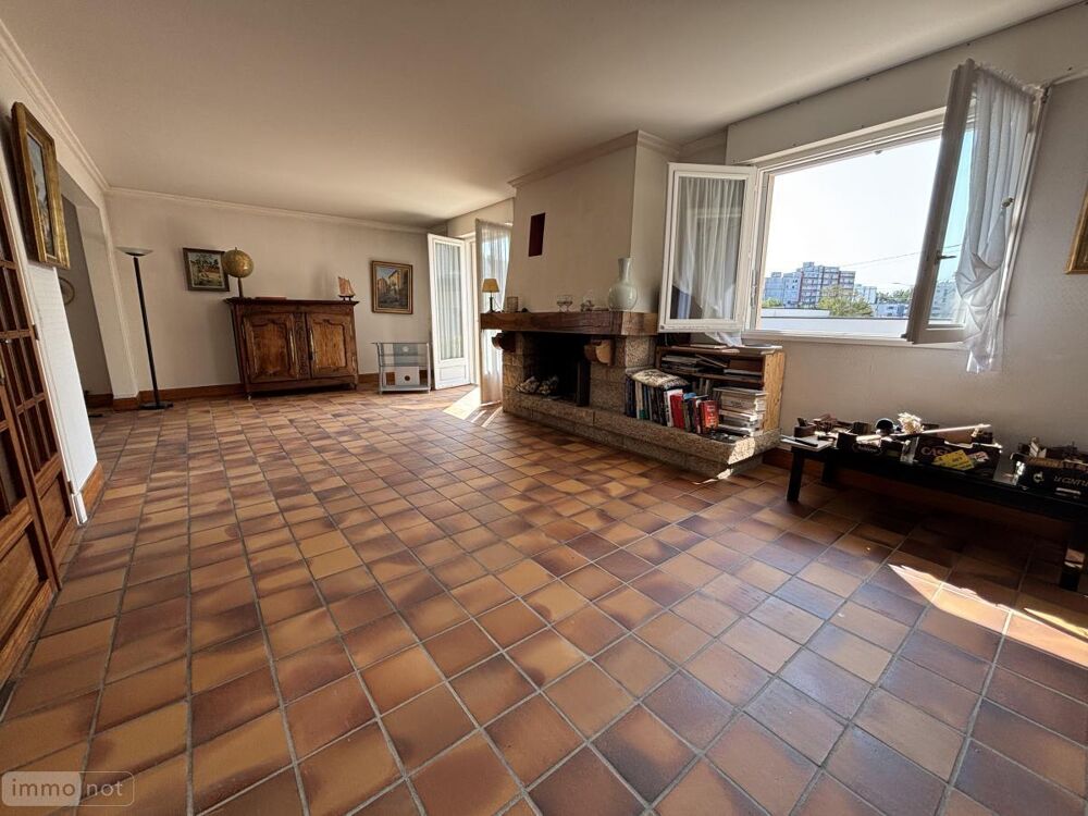 LORIENT  Quartier du Ter  Grande maison familiale de 1....