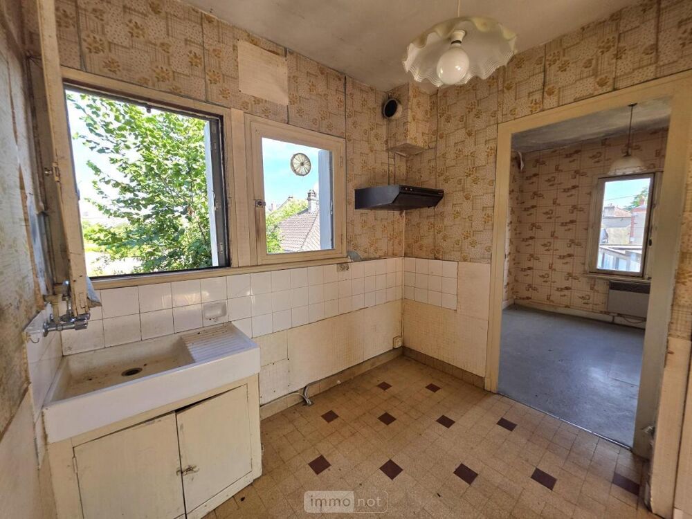Située dans un environnement agréable, cette maison de p....