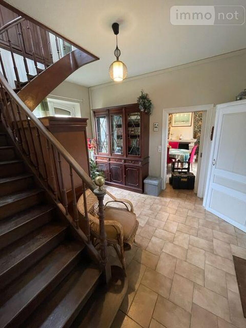 Maison à Vendre à Saint-Calais (72120) en Sarthe (72). C....