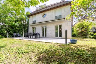  Appartement  vendre 5 pices 128 m Le raincy