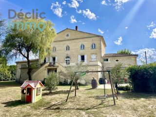  Villa  vendre 10 pices 400 m