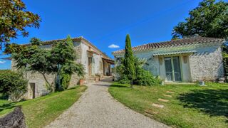  Villa  vendre 8 pices 281 m