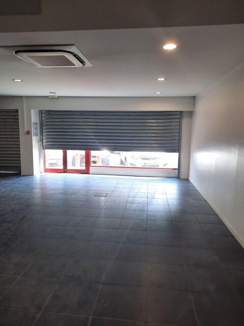 Local commercial 3033 31140 Launaguet