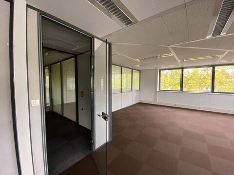 Bureau 546000 31670 Labege