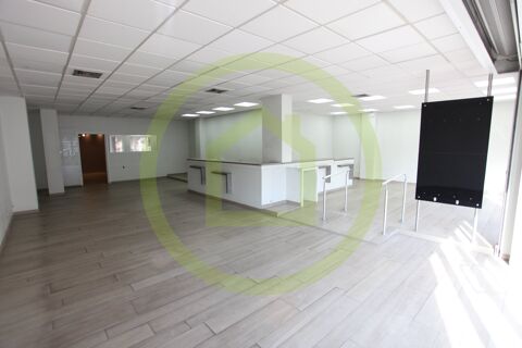 Local commercial 15000 06400 Cannes