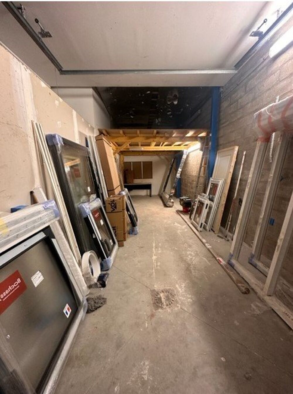   Entrepots et Bureaux 