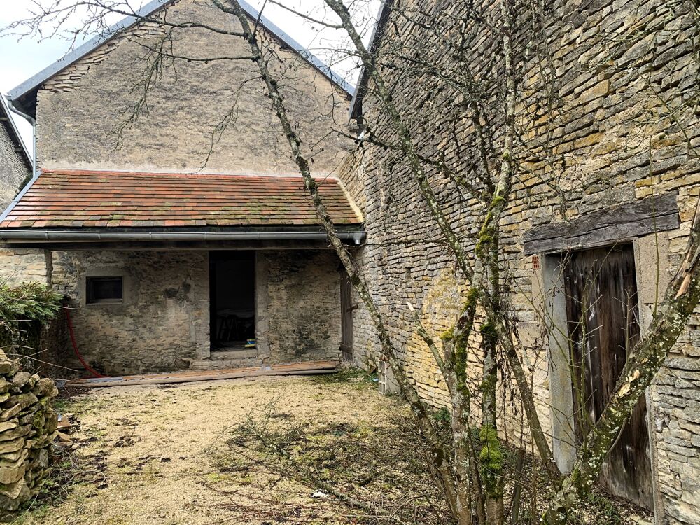 Vente Maison Maison à rénover avec terrain, piscine et dépendances Vaux-sous-aubigny