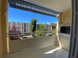  Appartement à louer 2 pièces 31 m²