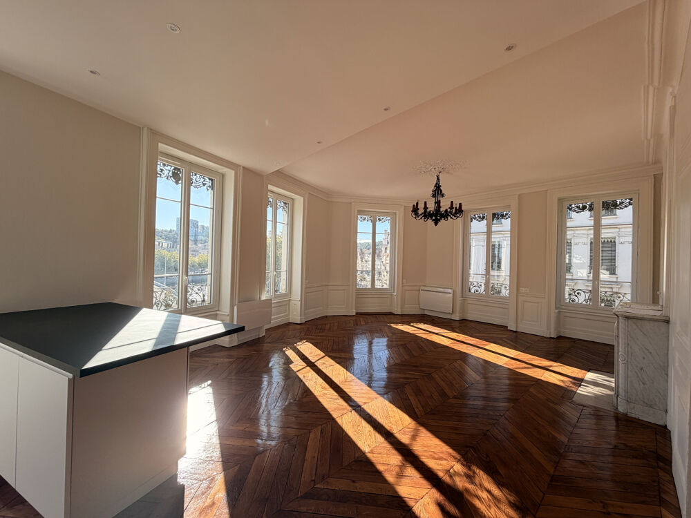 Location Appartement LYON 9EME/ VAISE BEAU T3 RENOVE 86m2 Lyon 9